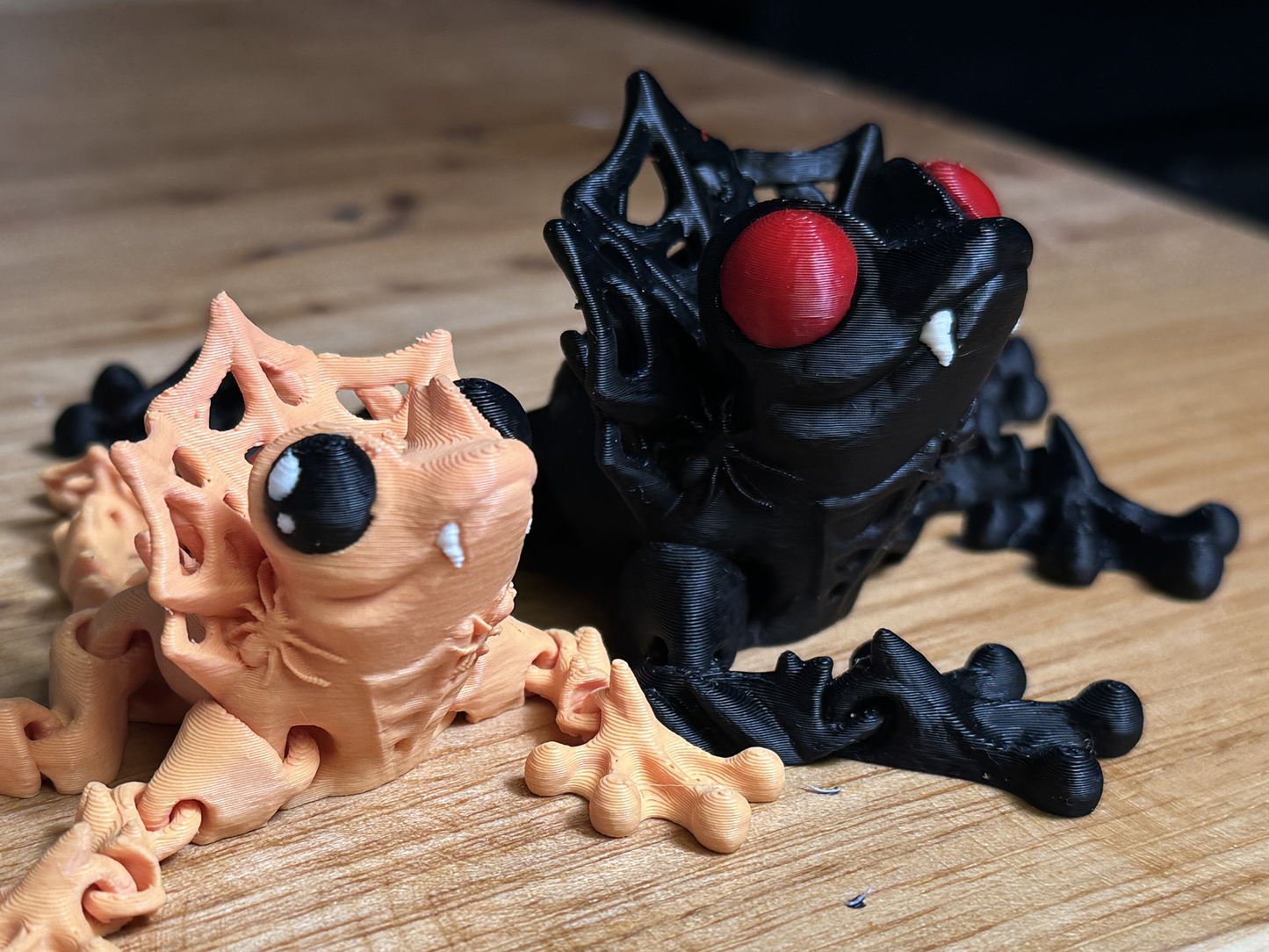 Count Frogula Articulating Halloween Vampire Frog, Halloween Décor, Fidget Toy